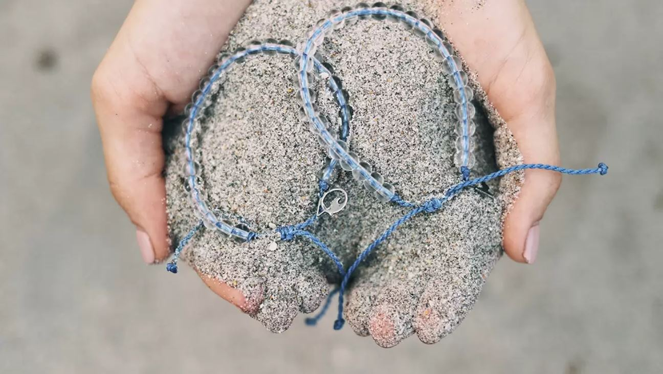 A bracelet to save the oceans