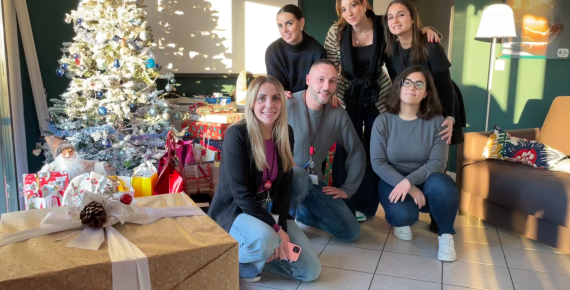 Un regalo sotto l’albero per i piccoli ospiti della Fondazione l’Albero della Vita ETS