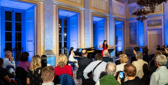 Un pianoforte che unisce: Mitsubishi Electric sostiene l’Associazione Rina Sala Gallo