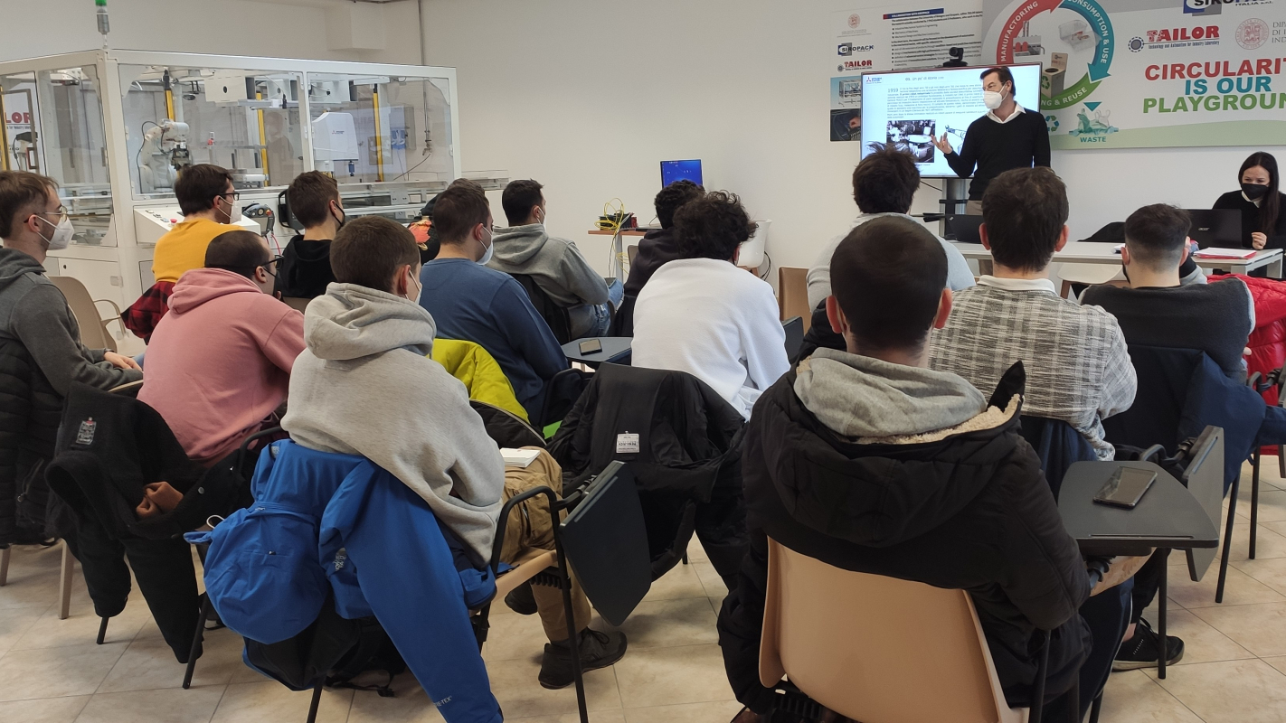 Robotica e formazione all’ITS MAKER (RN)